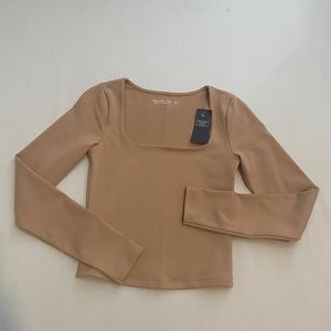 Abercrombie & Fitch Long Sleeve